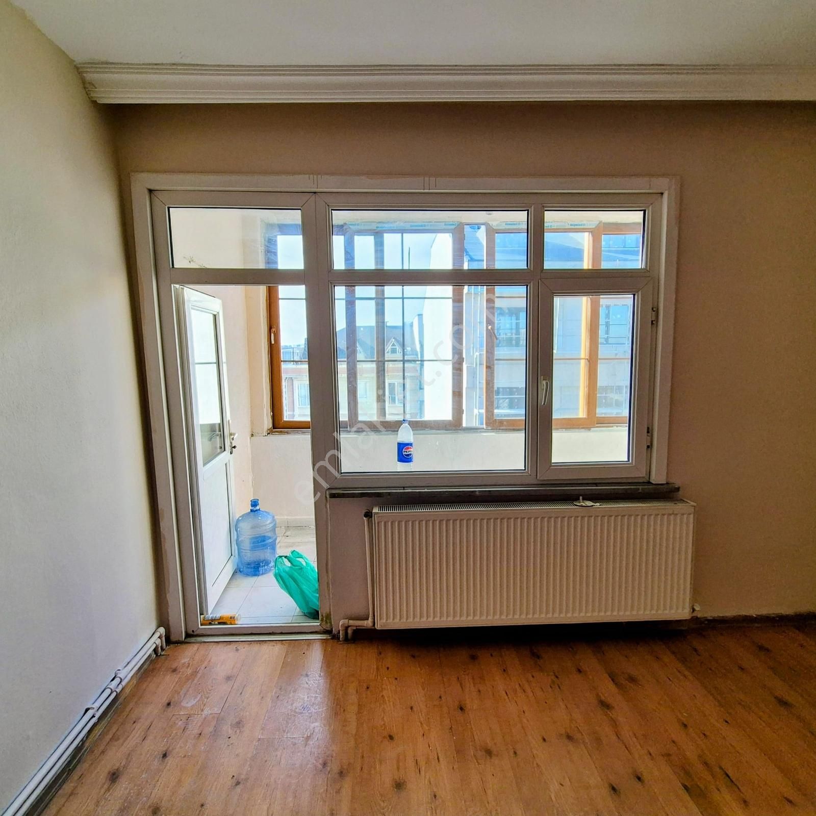 Altınşehirde Kiralık 120 M² Geniş 2+1 4. Kat Merkezi Konum - Görsel 3