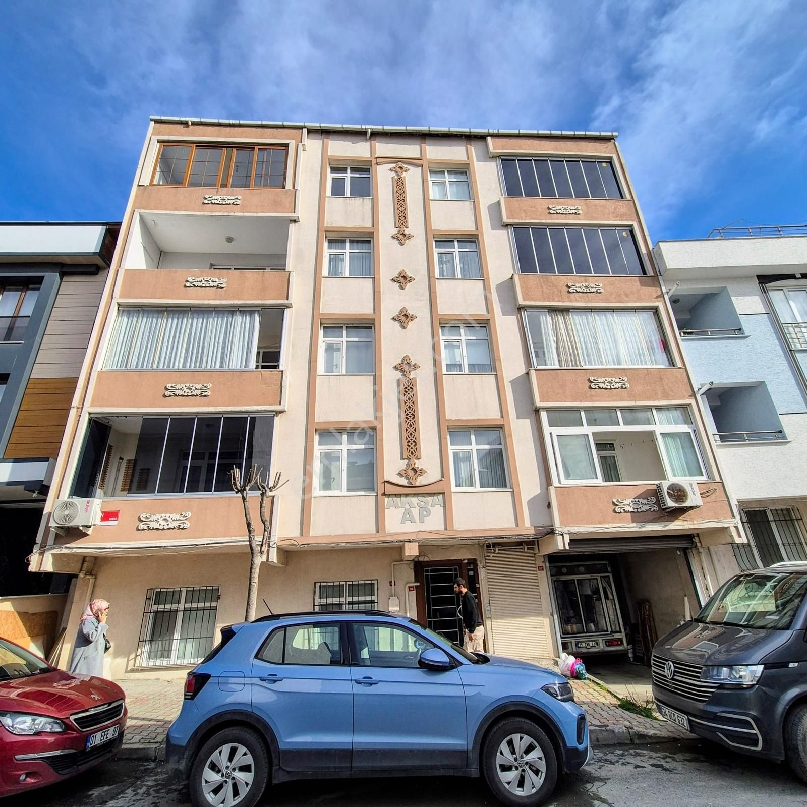 Altınşehirde Kiralık 120 M² Geniş 2+1 4. Kat Merkezi Konum