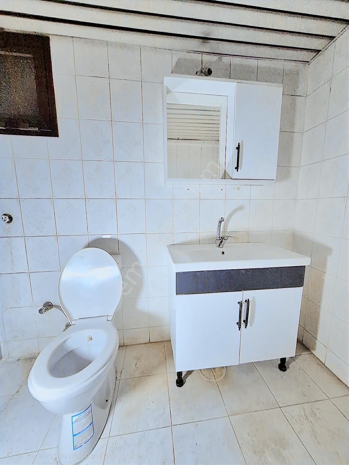 K.yaka Çarşı Yakını Asansörlü Otoparklı D.gazlı 3+1 150 M2 - Görsel 21