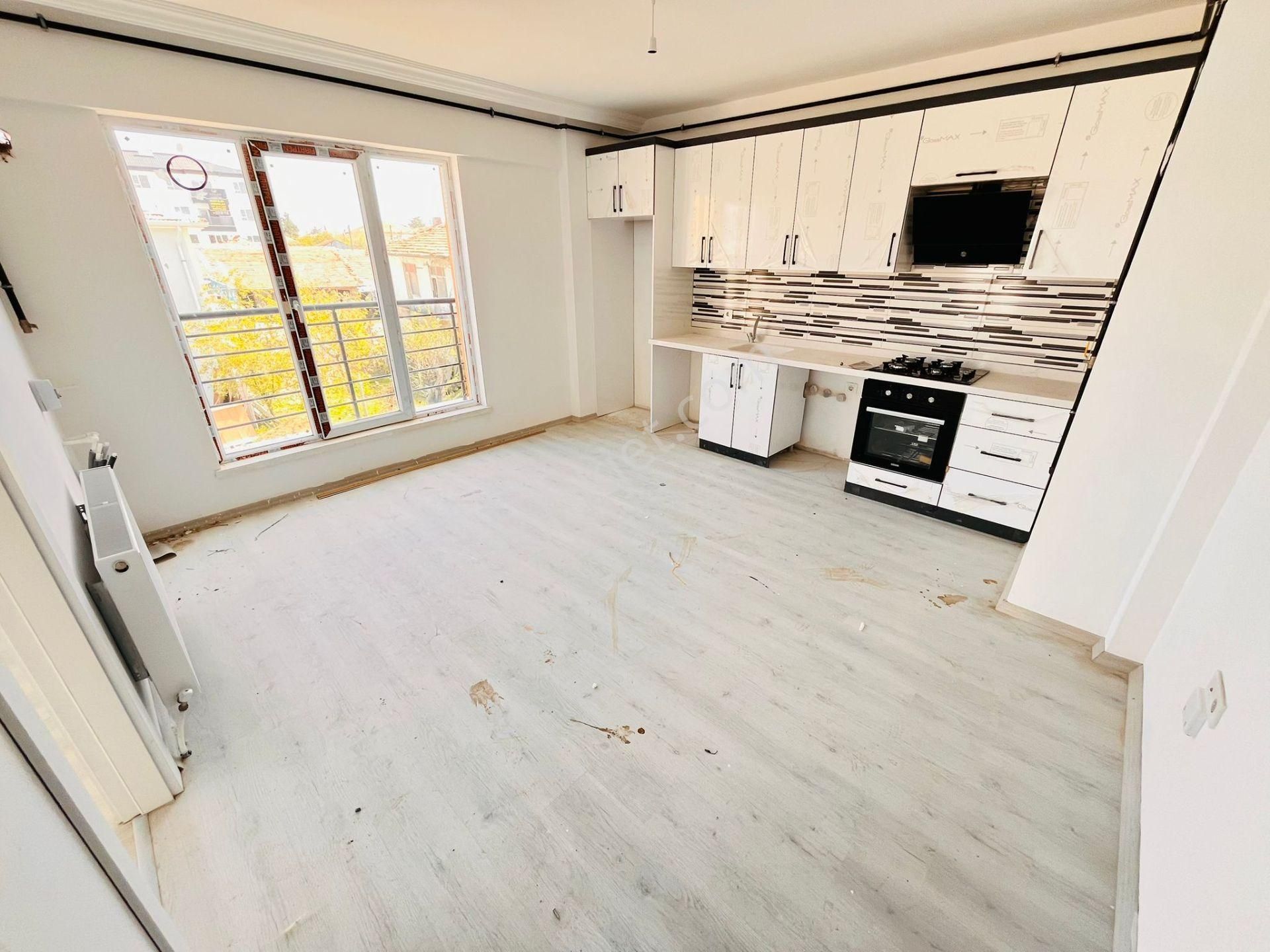 İmaremlak2'den Sıfır Eksiksiz Geniş 2+1 Aybü Yakını Teras Balkon