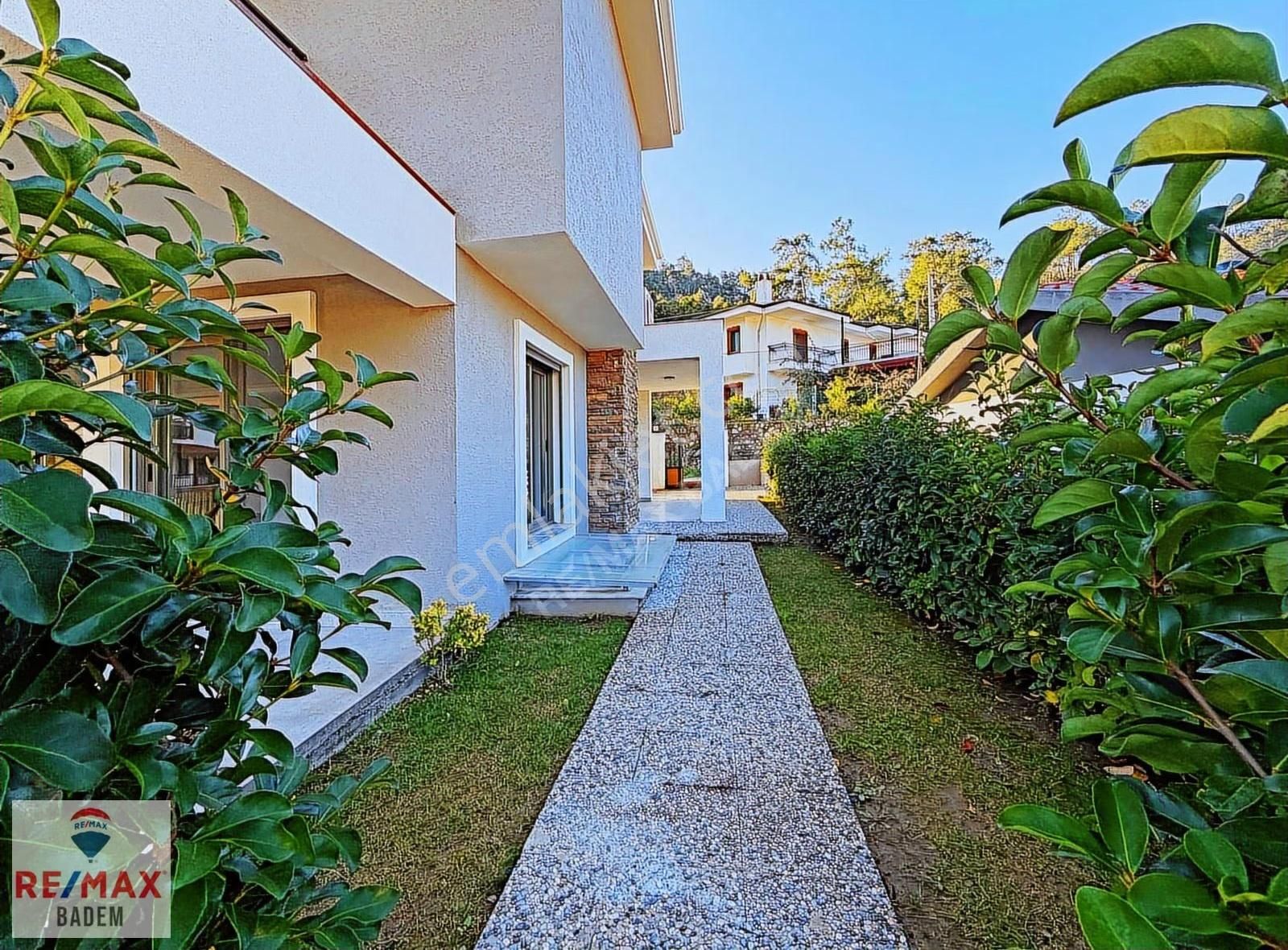 Marmaris Hisarönü'nde 5+1 Tam Müstakil Lüks Tripleks Villa!! - Görsel 4