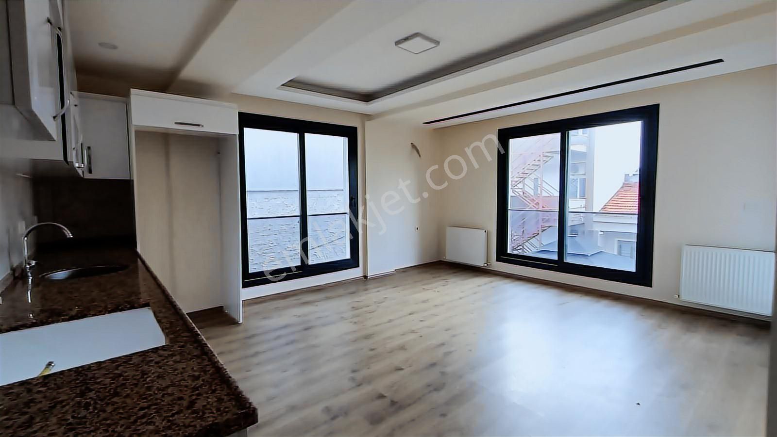Buca Şirinyer De Kiralık 1+1 64m2 Daire - Görsel 11