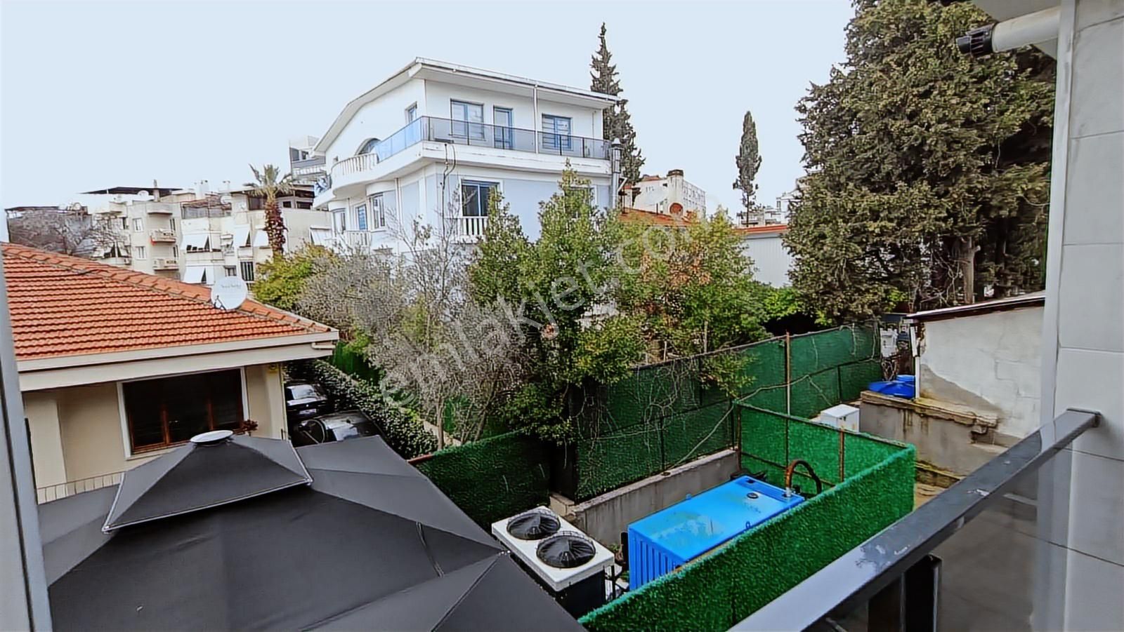 Buca Şirinyer De Kiralık 1+1 64m2 Daire - Görsel 3