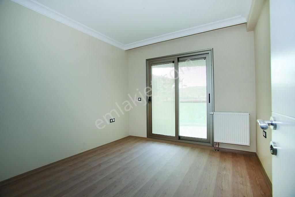 Çiçekpark Sitesi'ndeotoparklı,havuzlu,7/24 Güvenlikli Lüks Daire - Görsel 2