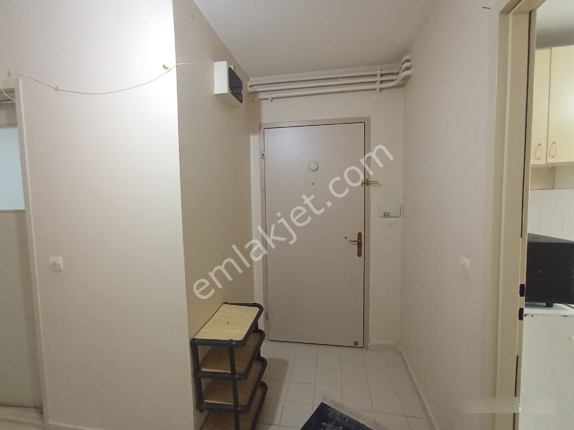 Camilide Temiz Eşyalı Kiralık Daire - Görsel 12