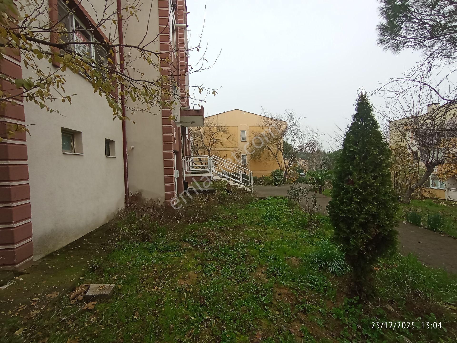 Camilide Temiz Eşyalı Kiralık Daire - Görsel 27