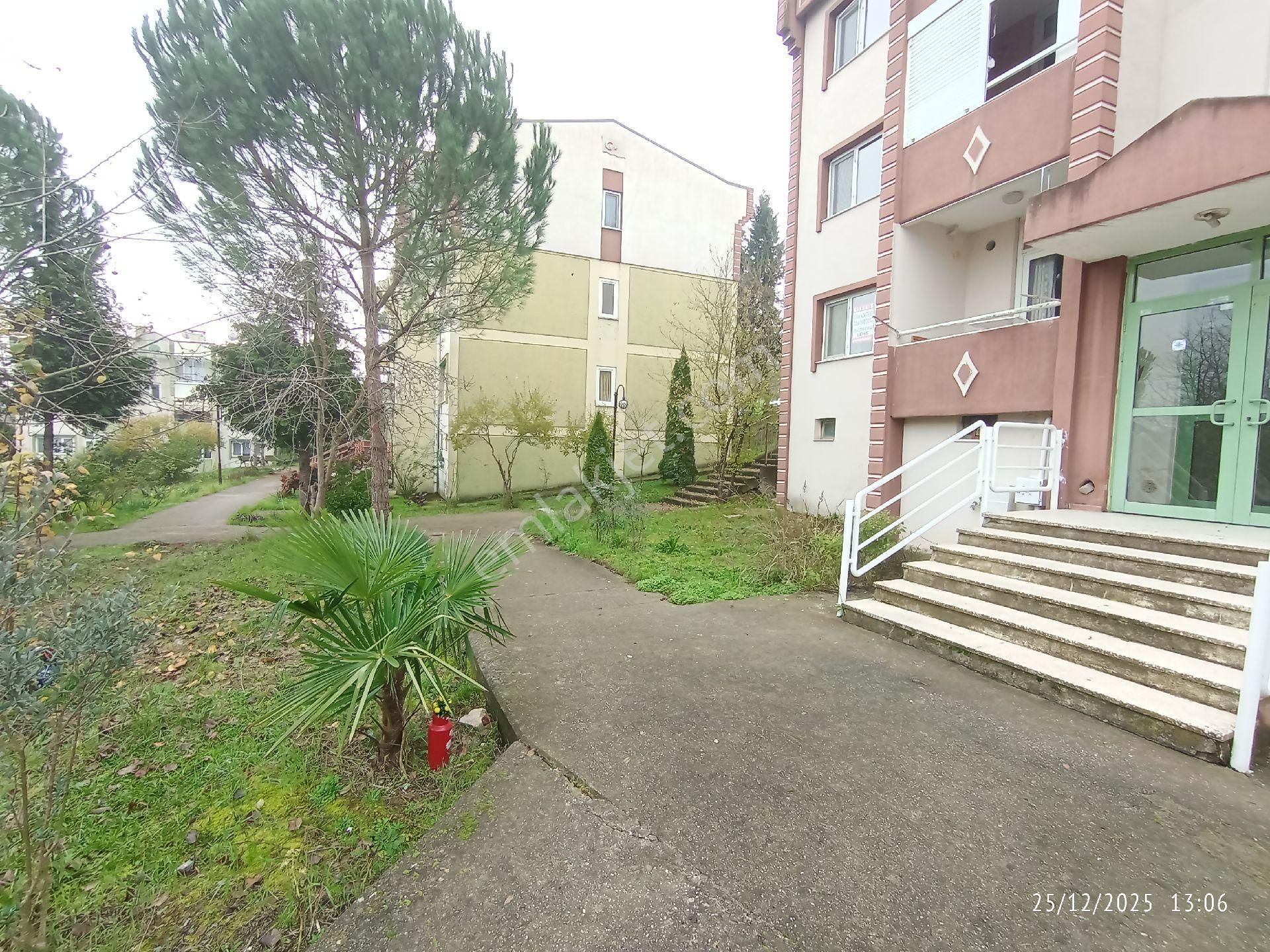 Camilide Temiz Eşyalı Kiralık Daire - Görsel 2