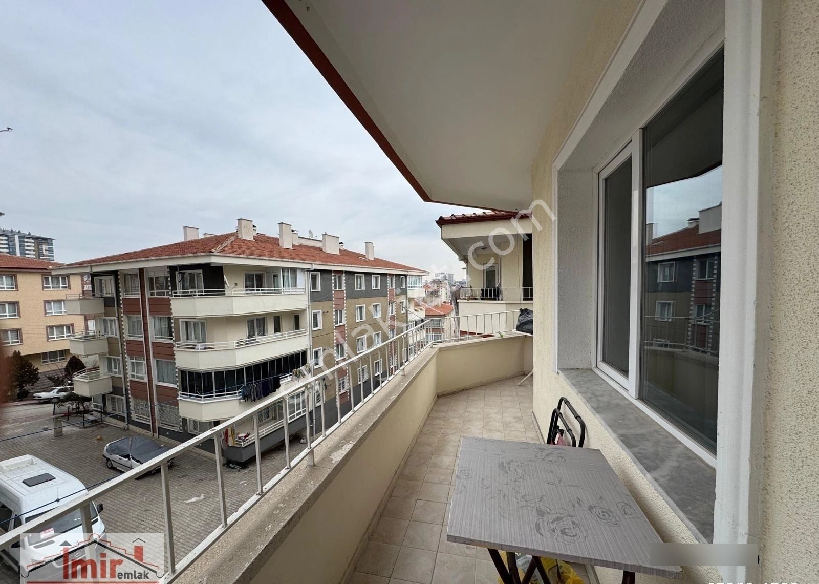 İmir Emlak'tan 3+1 Park Karşısı Cadde Üzeri Yapılı 1.kat Daire - Görsel 7