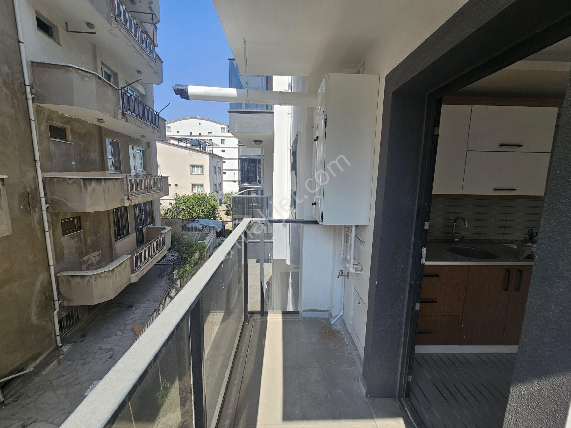 Söke Emlak Ofisisınden Yenikentte Satılık 1+1 - Görsel 3