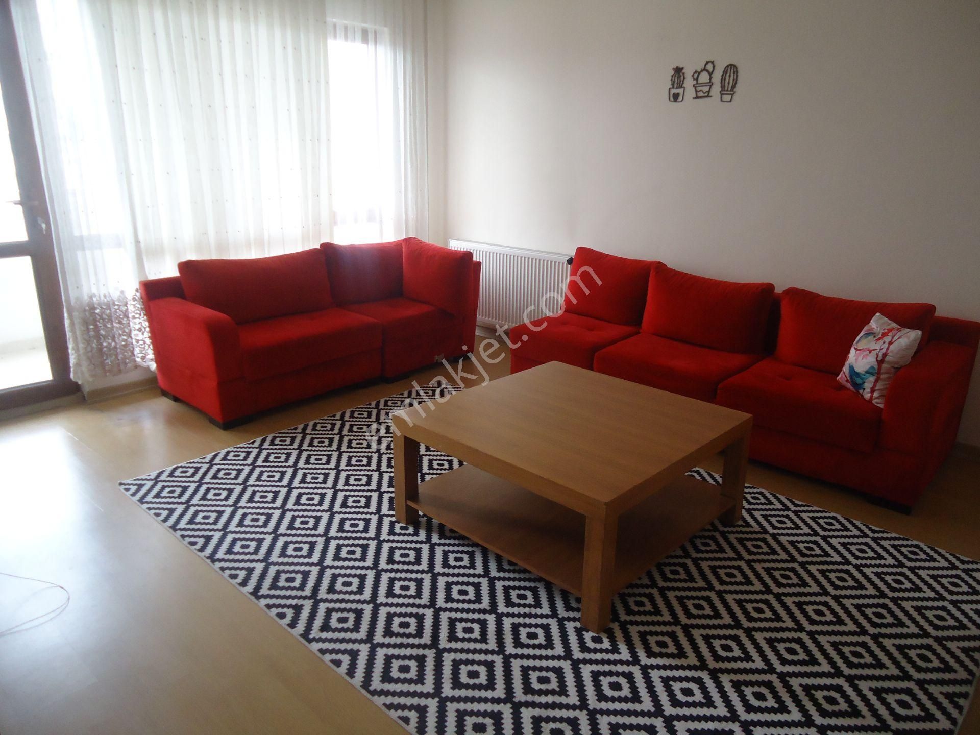 Krc'den Merkezi Konumda Kısa Bloklarda Eşyalı 2+1 Kiralık Daire - Görsel 7