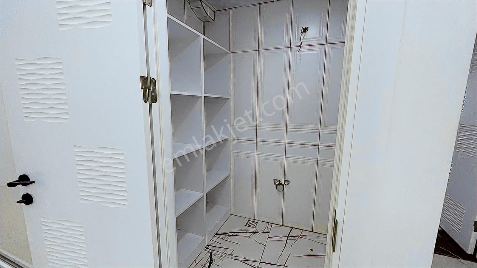 Aress'ten Yenimahallede Satılık Ebeveyn Banyolu 3+1 - Görsel 22