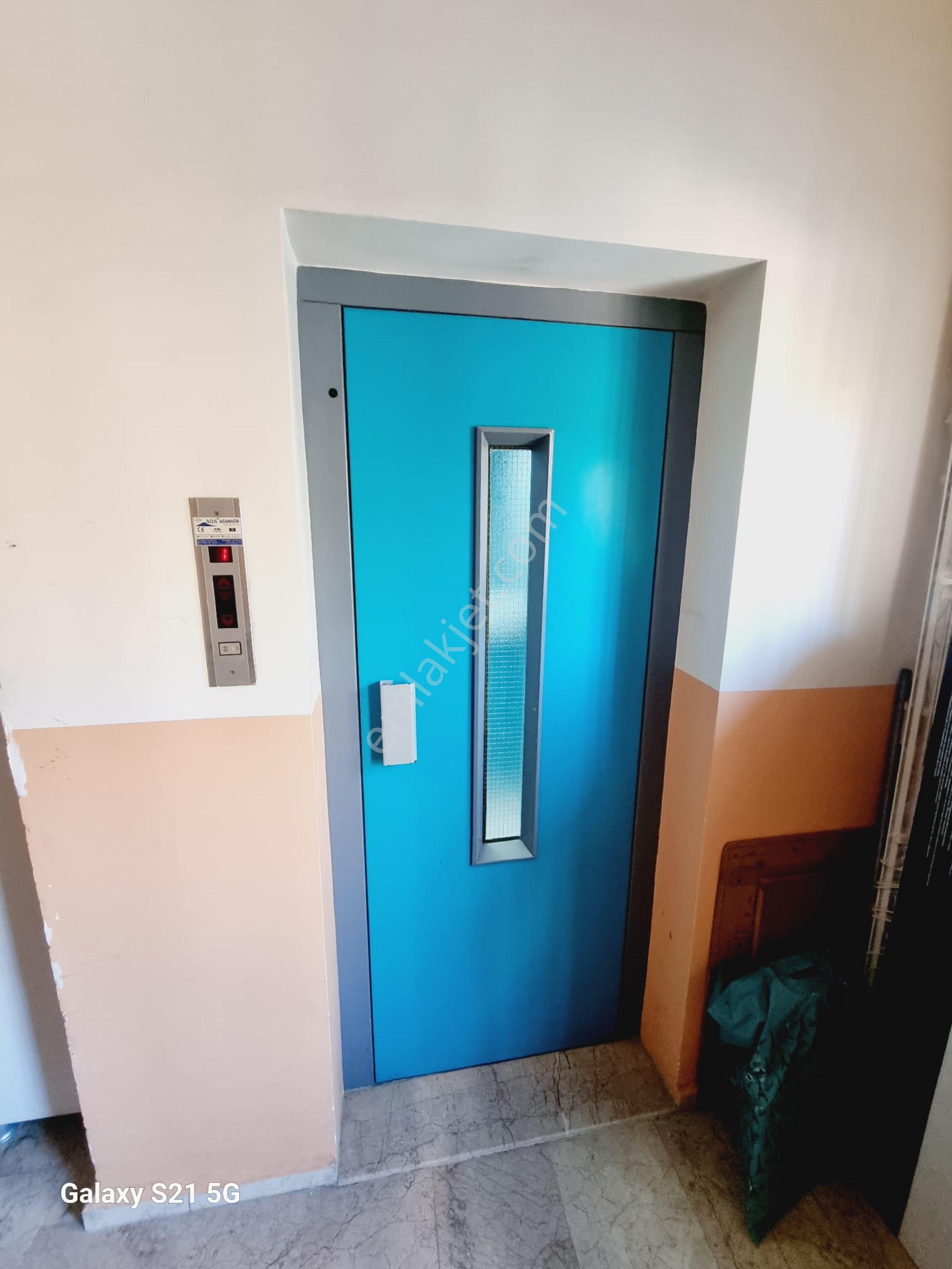 Özel Egemed Hastanesi Sokağında 3+1 Arakat Masrafsız Daire - Görsel 5