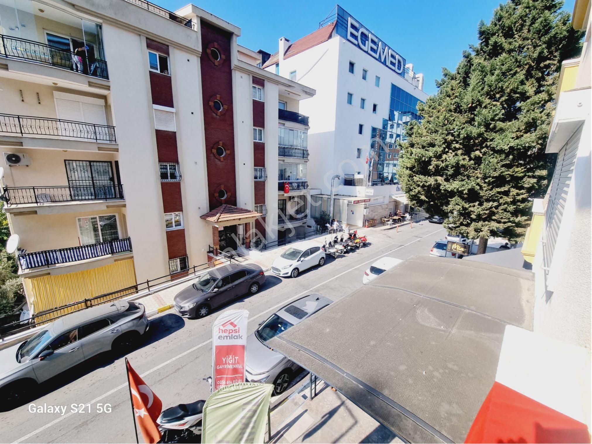 Özel Egemed Hastanesi Sokağında 3+1 Arakat Masrafsız Daire - Görsel 11