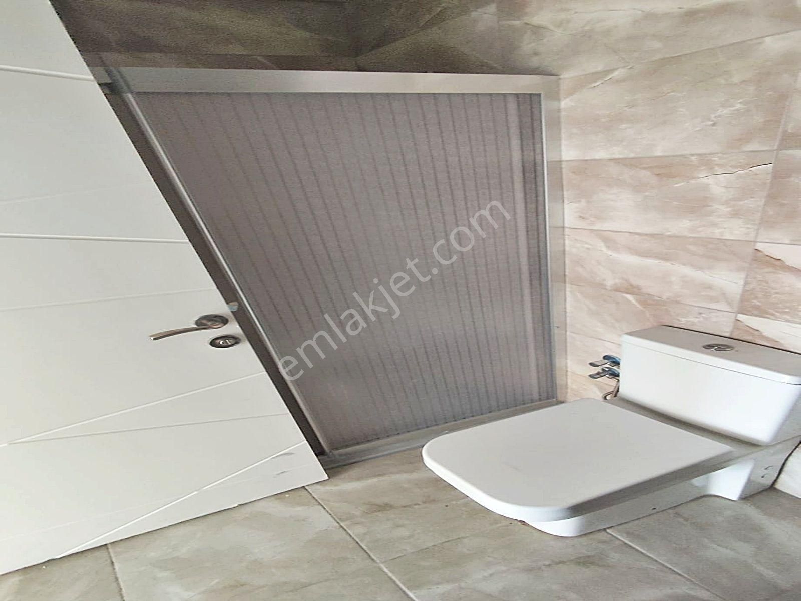 Site İçinde Havuz Cepheli 2+1 Kiralık Daire !!! - Görsel 13