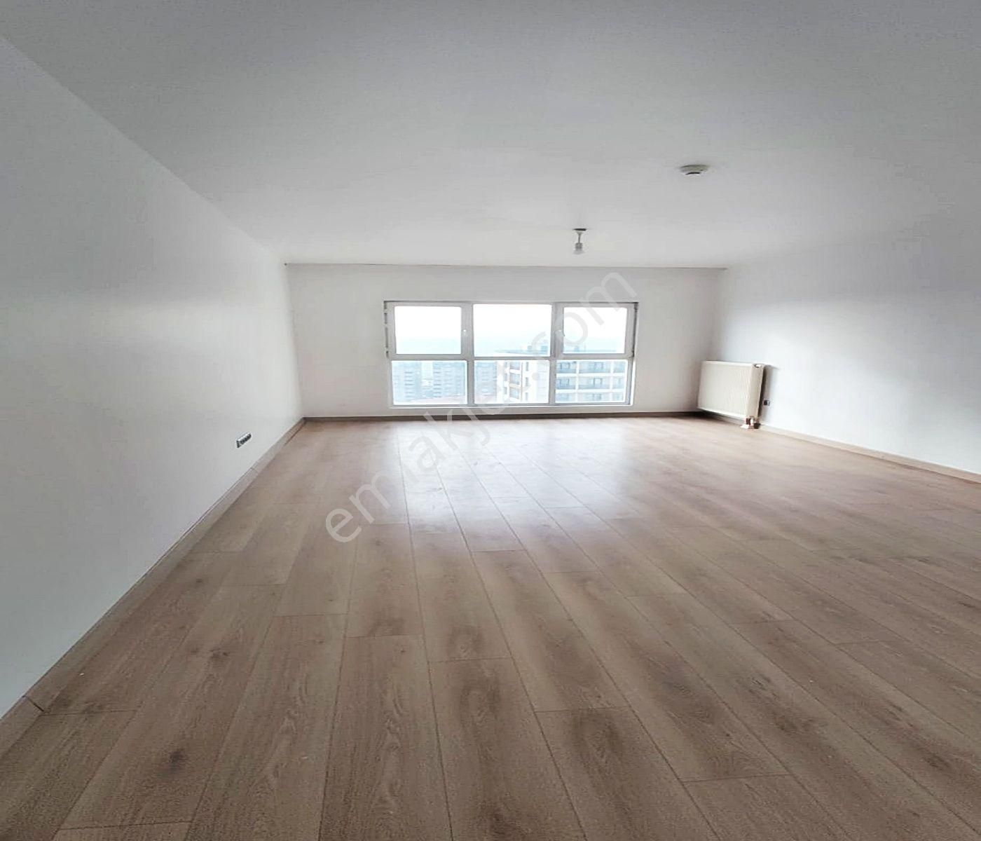 Site İçinde Havuz Cepheli 2+1 Kiralık Daire !!! - Görsel 2