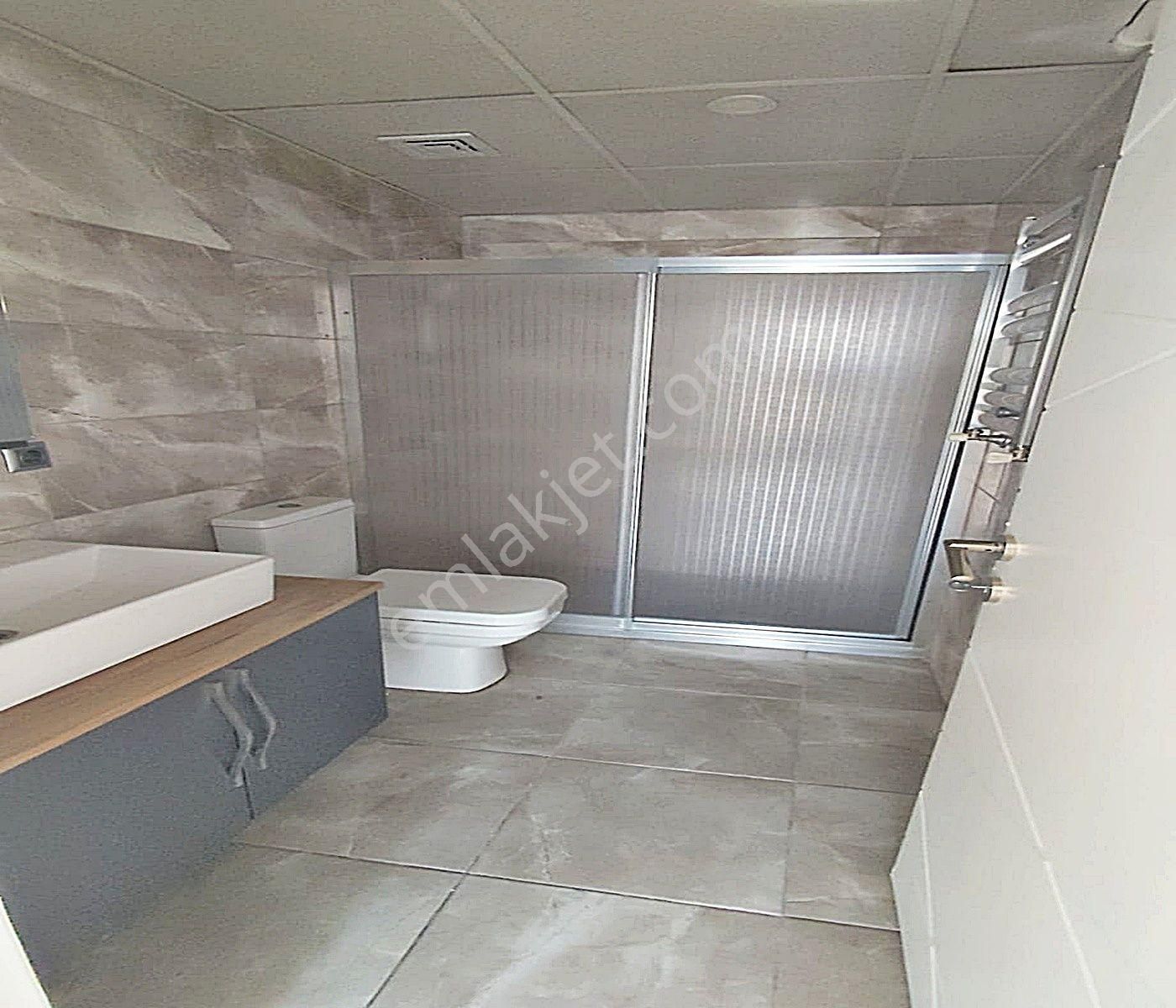 Site İçinde Havuz Cepheli 2+1 Kiralık Daire !!! - Görsel 15