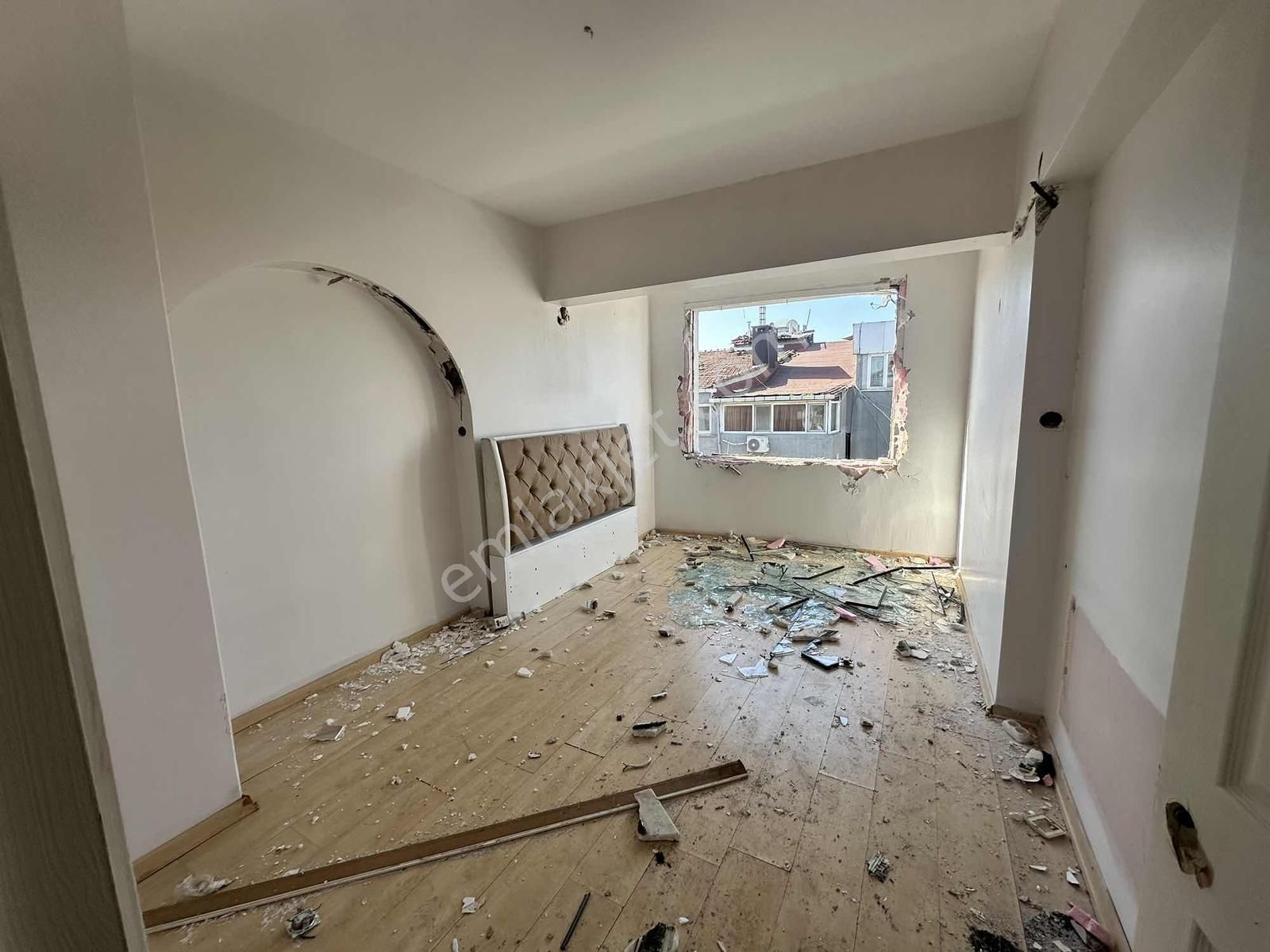 Engin Erdem'den E-5 E Paralel 3+1 Satılık Kelepir Daire! - Görsel 8