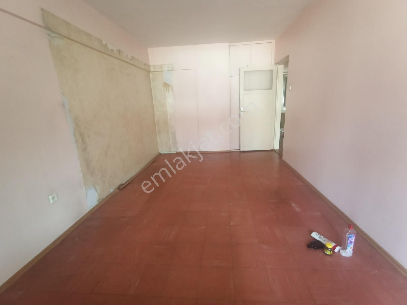 Bursa Osmangazi Altıparmakta Kiralık Ara Kat Daire - Görsel 15