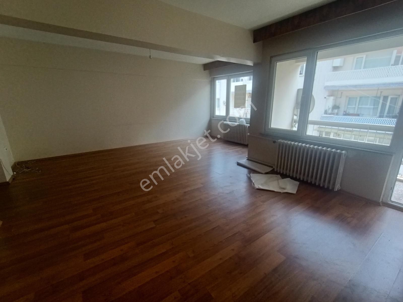 Bursa Osmangazi Altıparmakta Kiralık Ara Kat Daire - Görsel 2