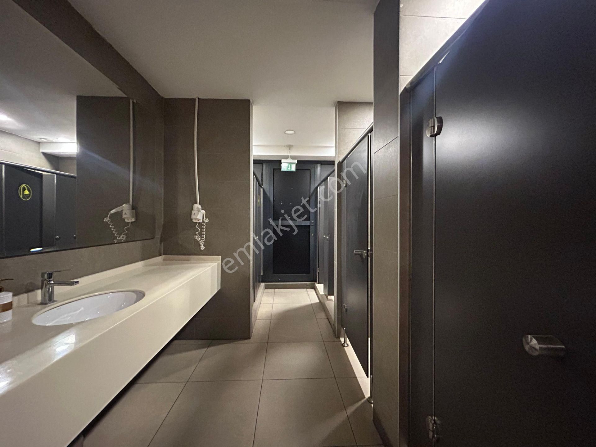 Ataşehir Trendist Sitesi Kiralık Eşyalı 1+1 Daire 48m2 Hemen Teslim - Görsel 31