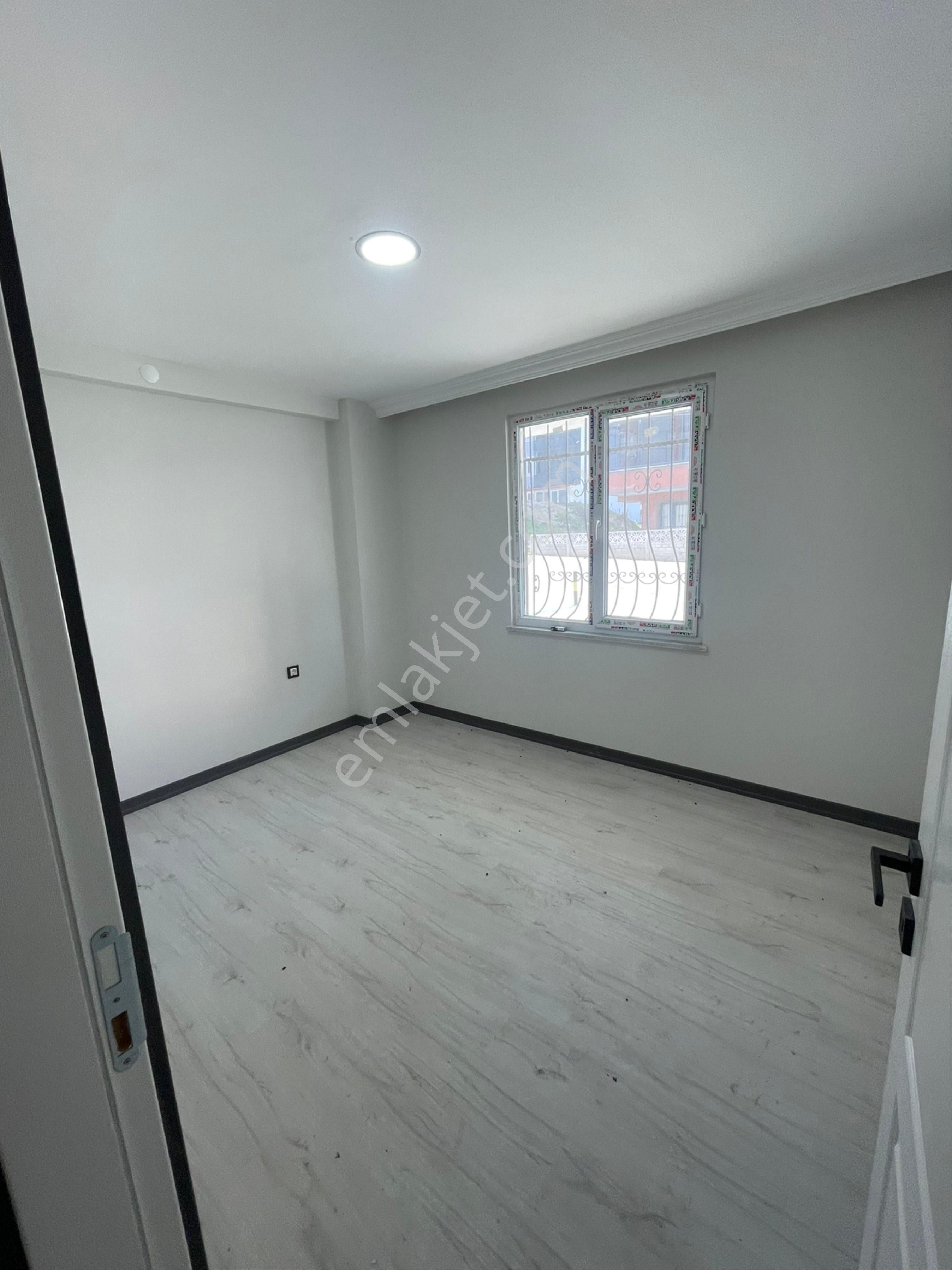 Delfa Yapı İnşaat Tan Kiralık 2+1 Giriş Daire - Görsel 3