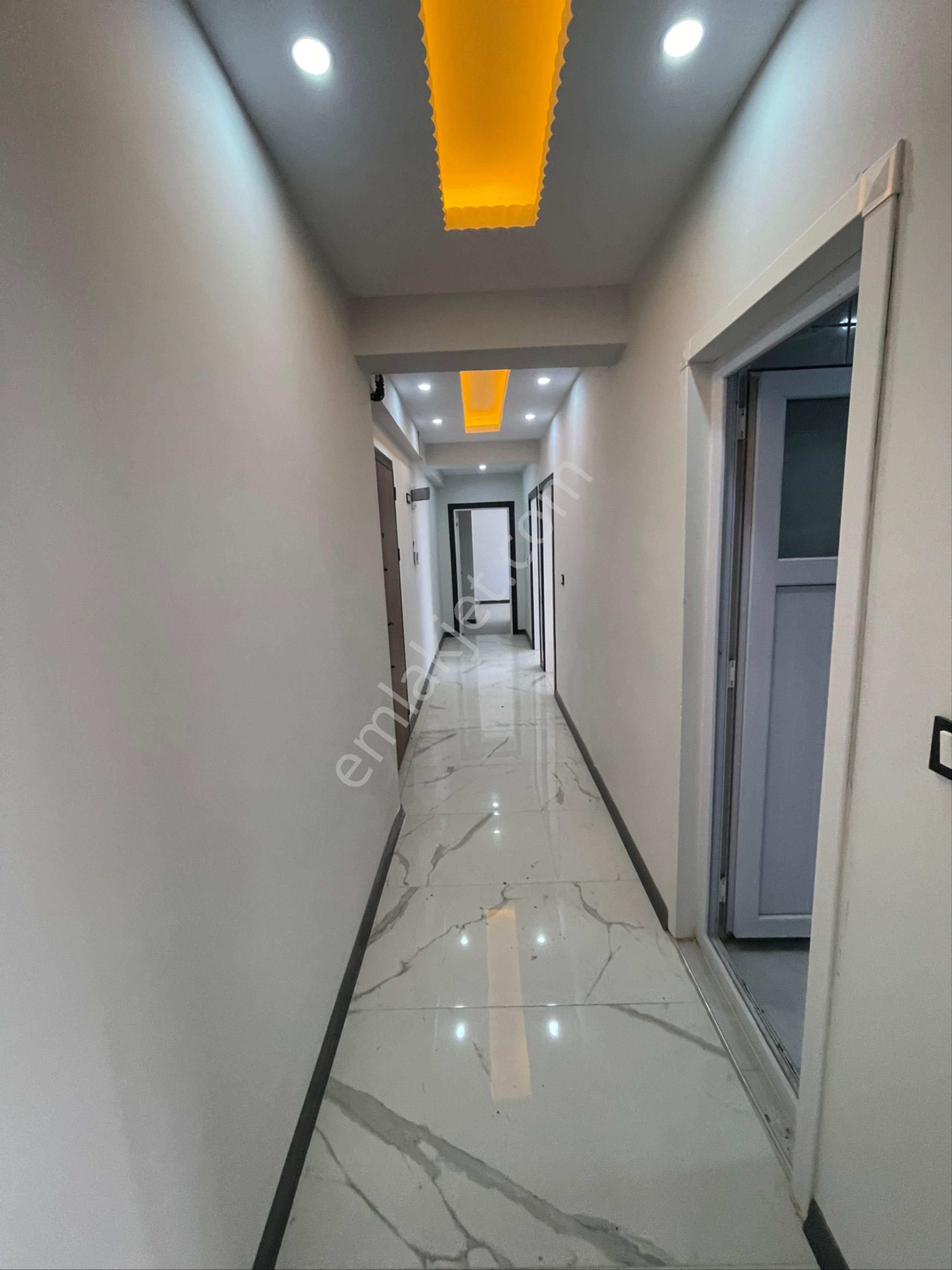 Delfa Yapı İnşaat Tan Kiralık 2+1 Giriş Daire - Görsel 13