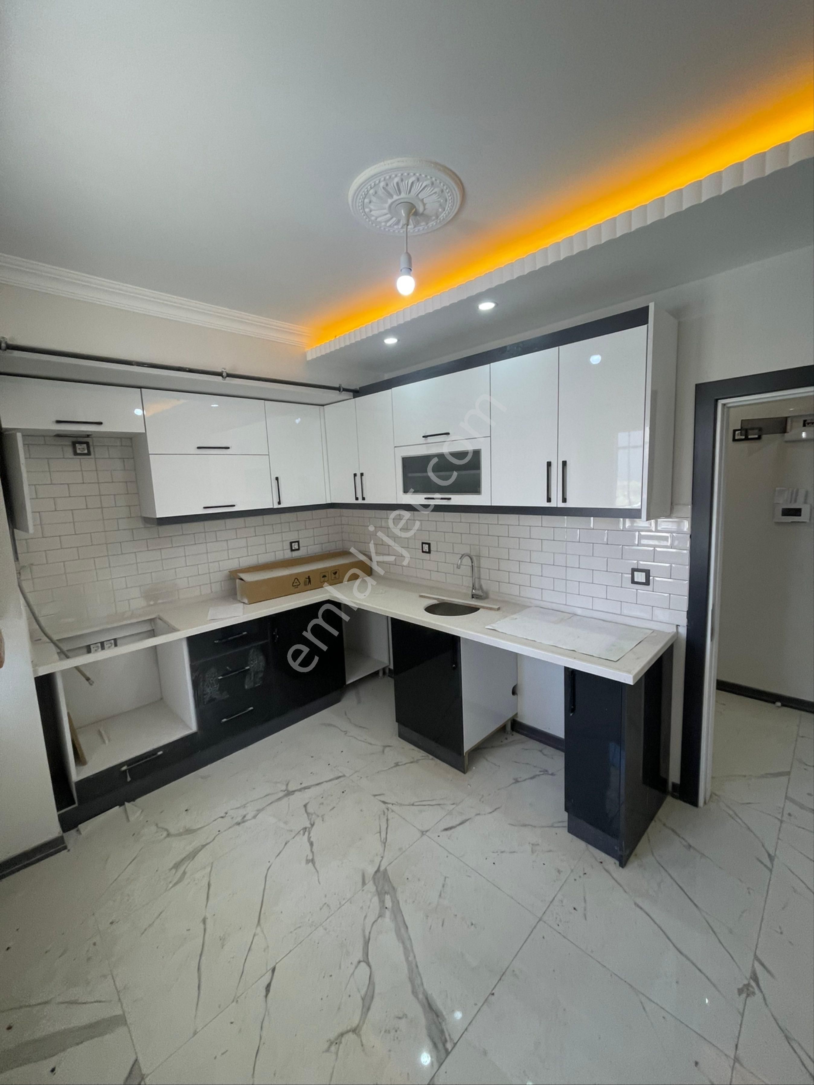 Delfa Yapı İnşaat Tan Kiralık 2+1 Giriş Daire - Görsel 2