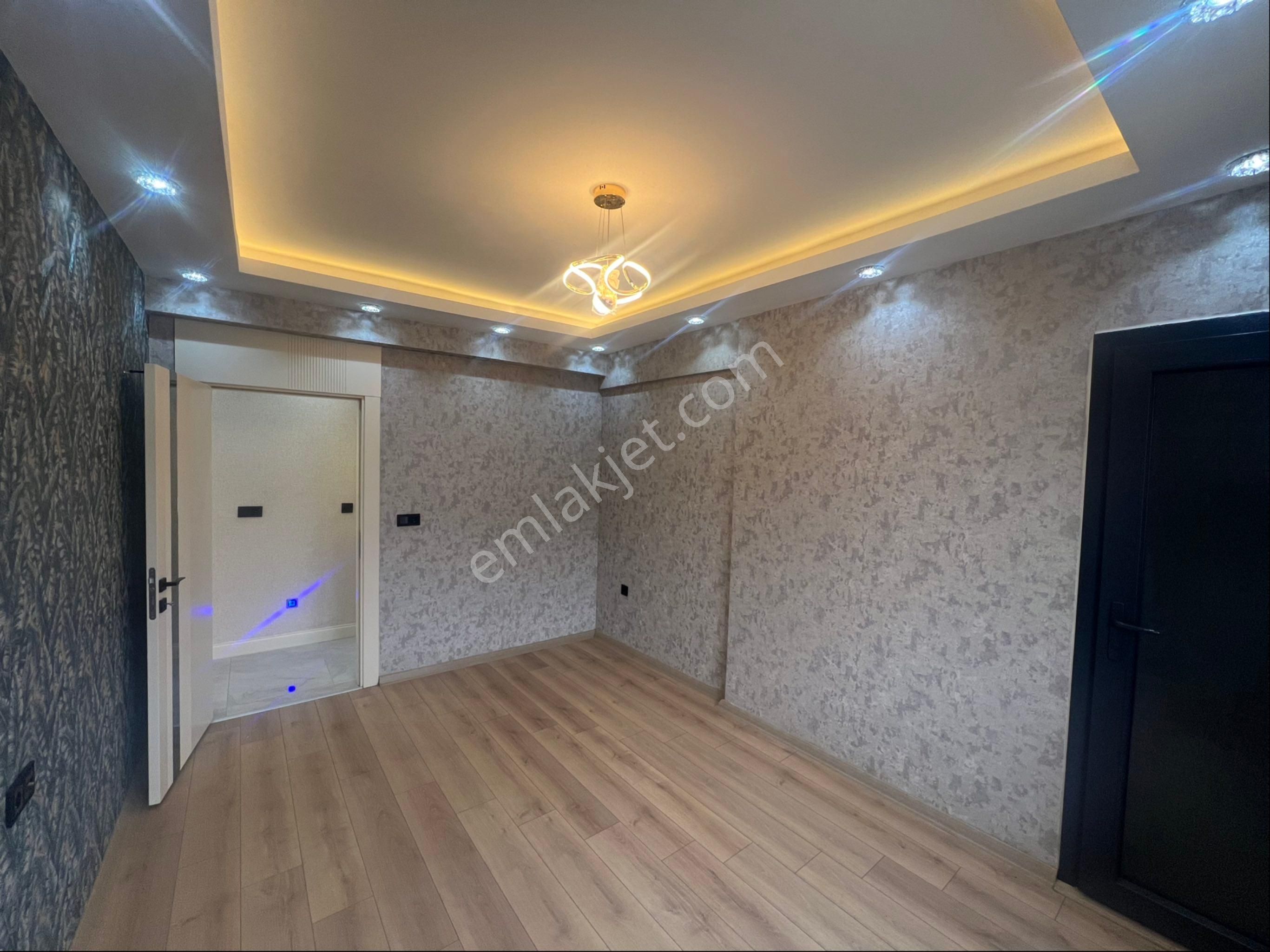 Belkız Mah.ana Caddeüstü Ultralüx Akıllı 2,5+1 Satılık Daireler - Görsel 2