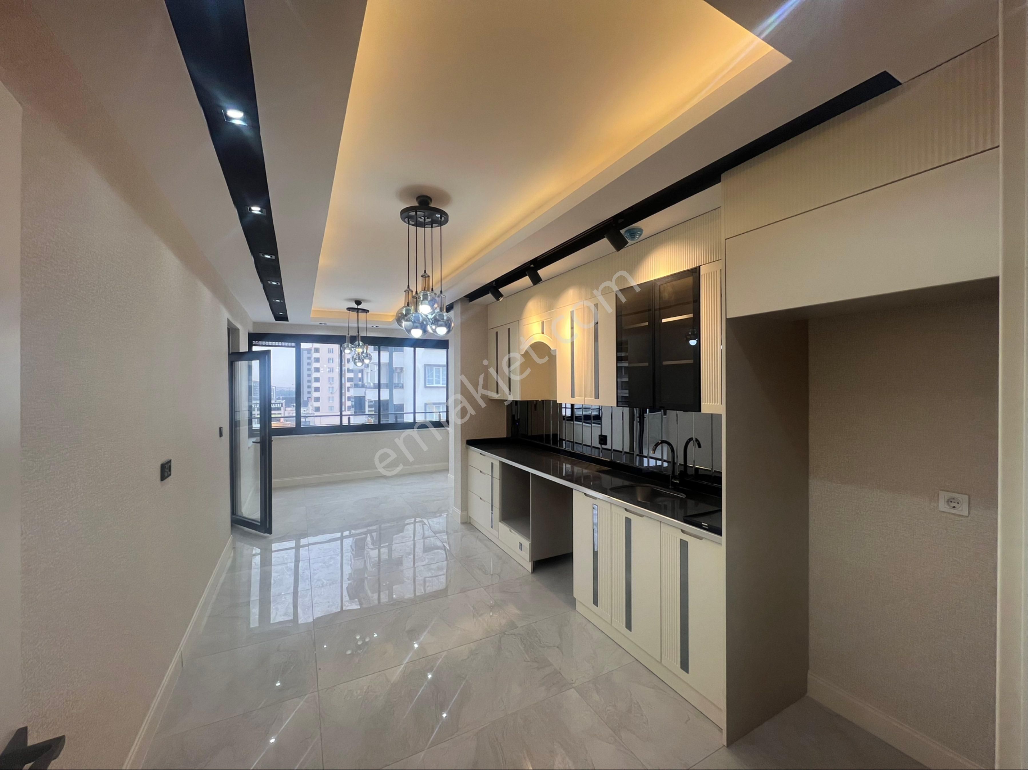 Belkız Mah.ana Caddeüstü Ultralüx Akıllı 2,5+1 Satılık Daireler - Görsel 13