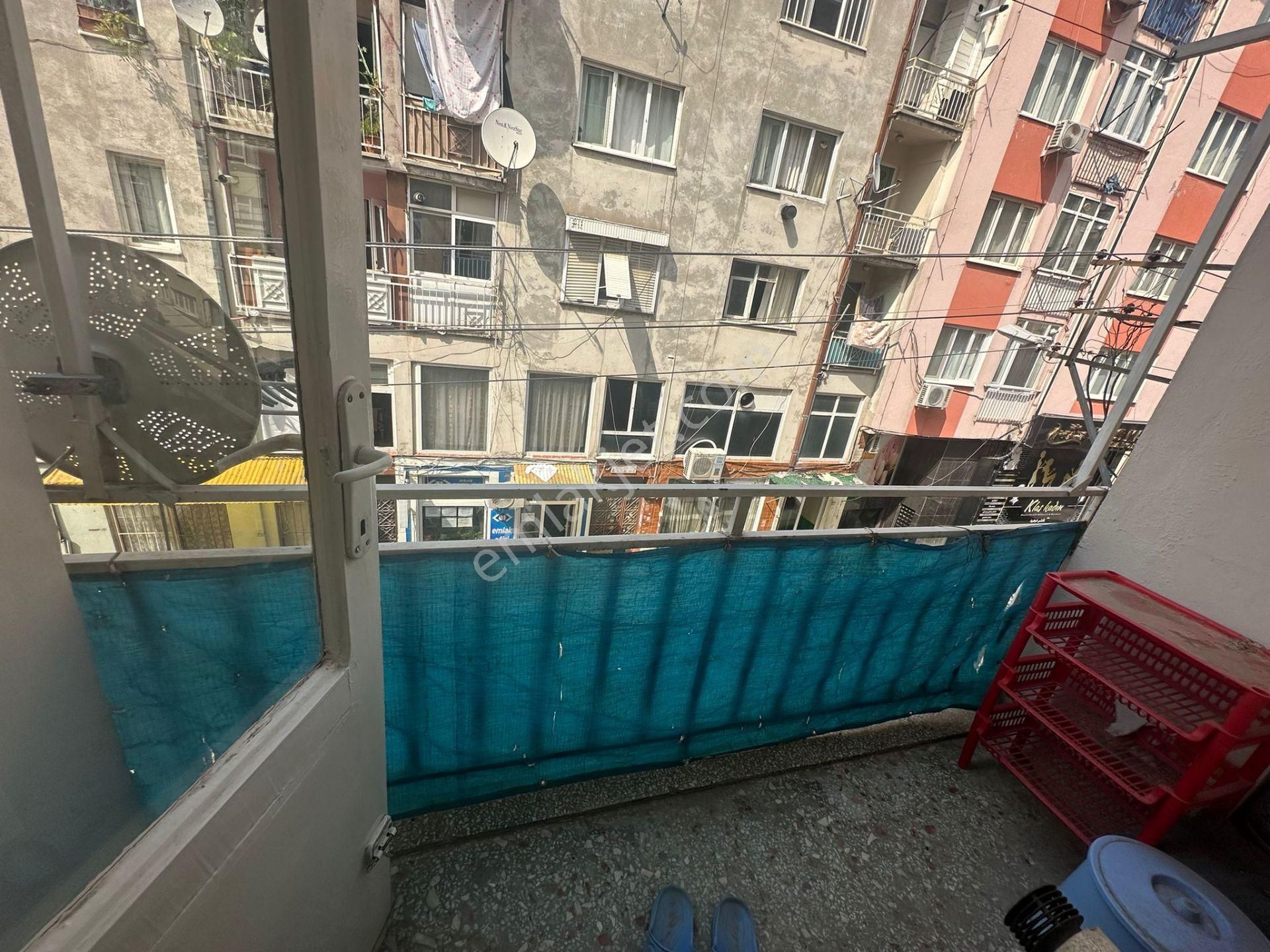 Altıparmak Hocahasan'da | Ara Kat, Geniş 90 M² Yatırımlık 2+1 Satılık Daire - Görsel 13