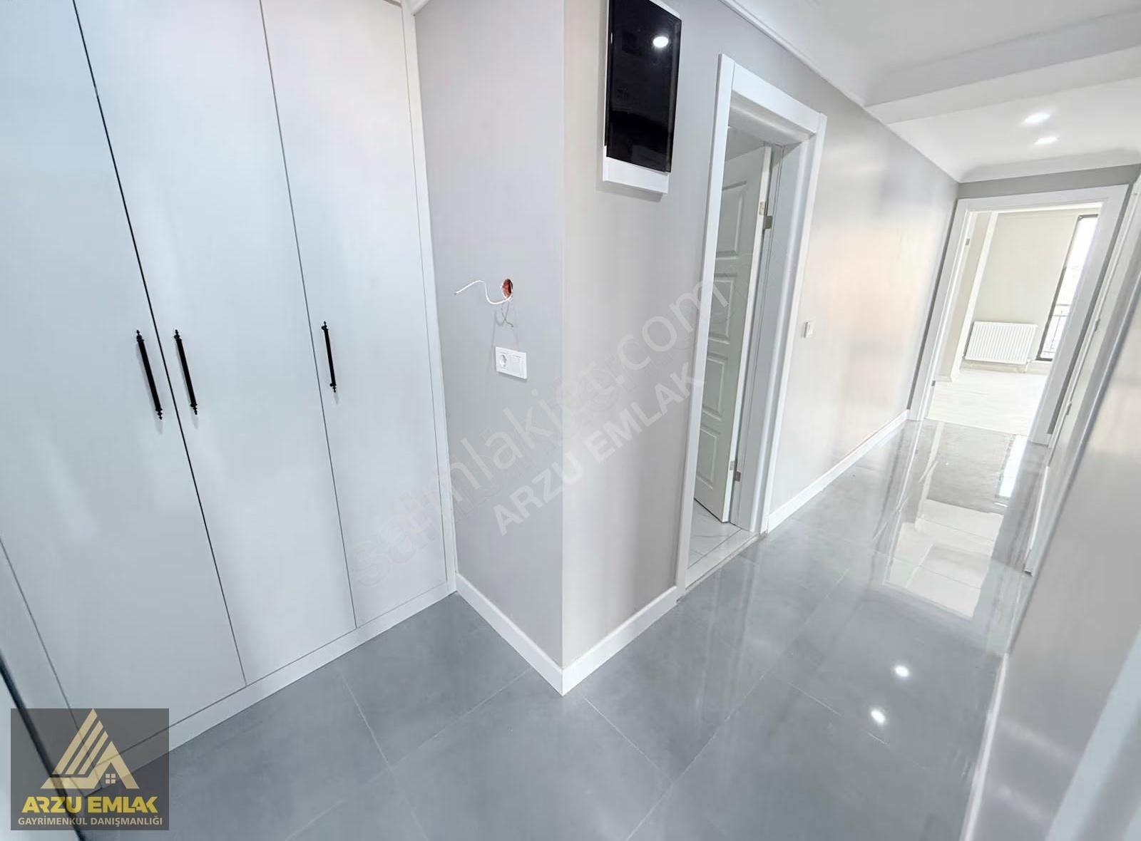 Arzu Emlaktan Cadde Üstü Satılık Sıfır 2+1 Asansörlü Daire - Görsel 24