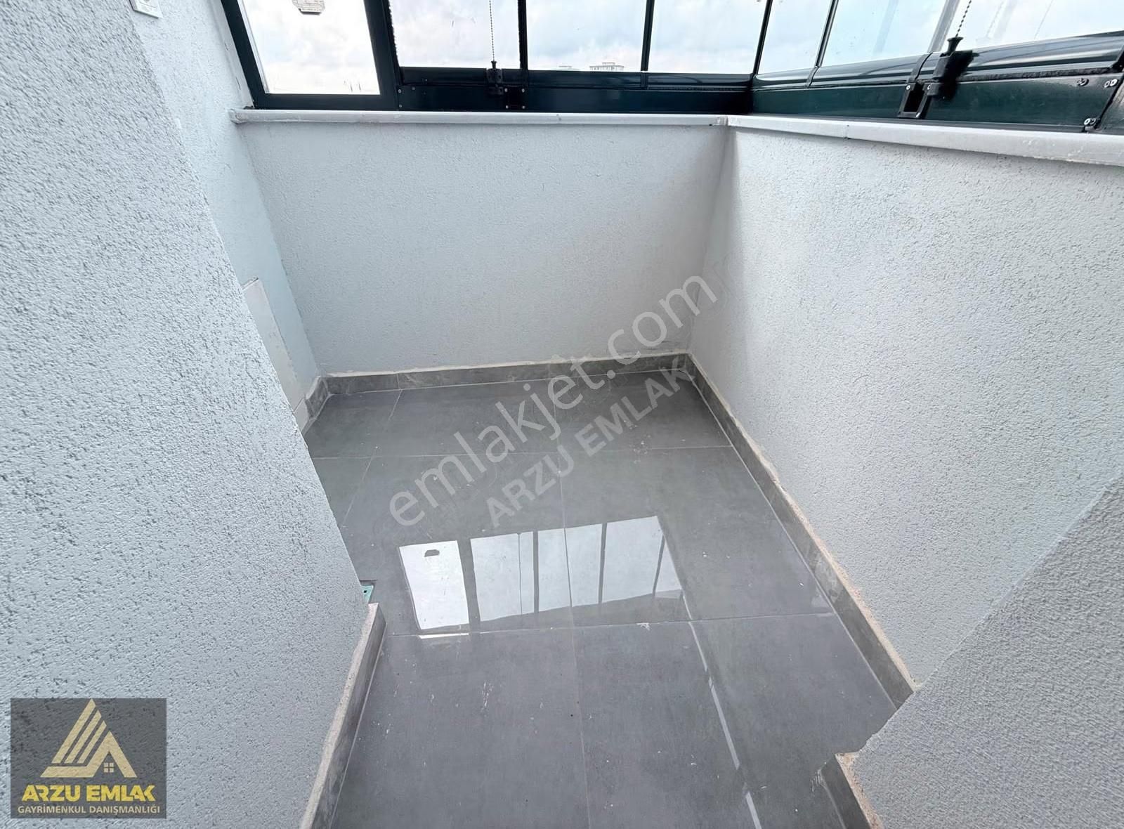 Arzu Emlaktan Cadde Üstü Satılık Sıfır 2+1 Asansörlü Daire - Görsel 9