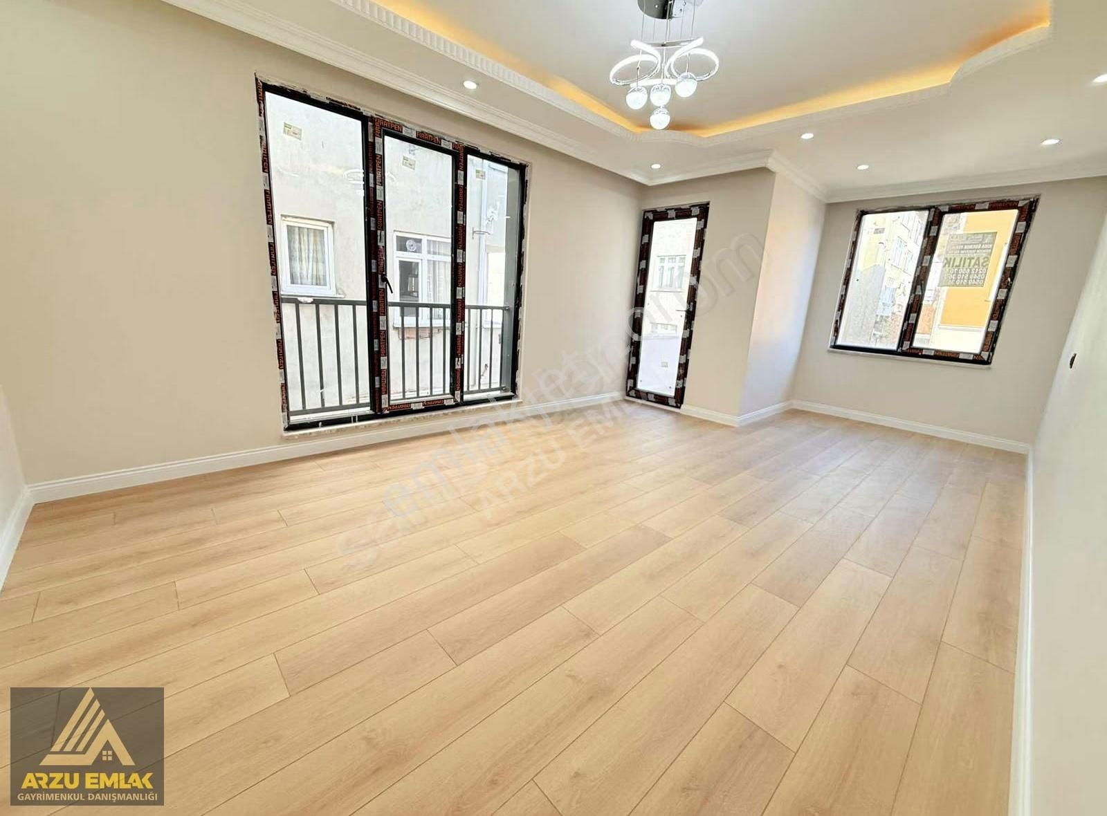 Arzu Emlaktan Yerden Isıtmalı Cadde Üstü 90 M2 2+1 Satılık Daire - Görsel 8