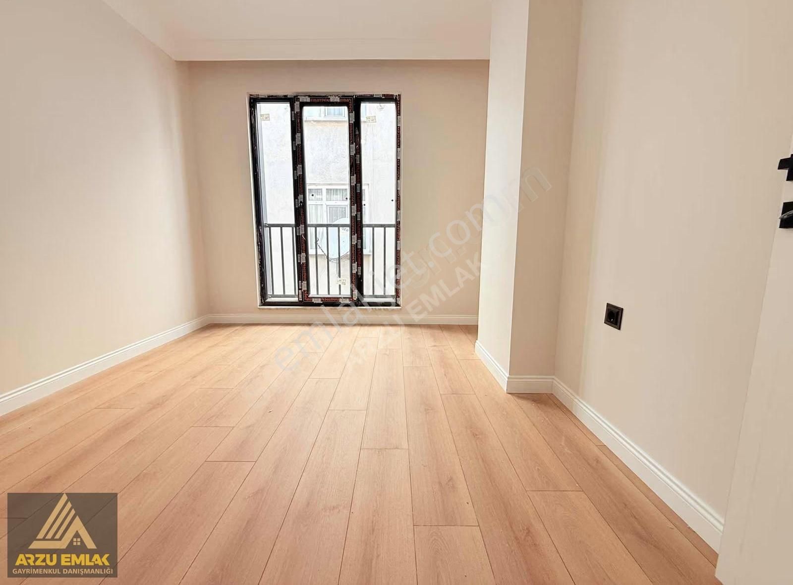 Arzu Emlaktan Yerden Isıtmalı Cadde Üstü 90 M2 2+1 Satılık Daire - Görsel 2