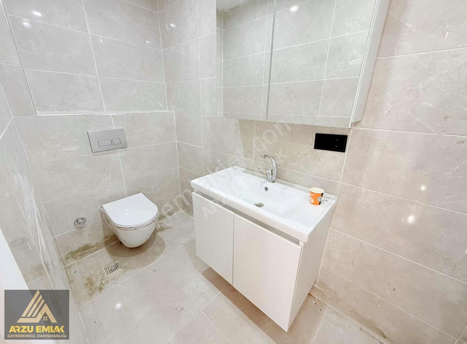 Arzu Emlaktan Yerden Isıtmalı Cadde Üstü 90 M2 2+1 Satılık Daire - Görsel 20