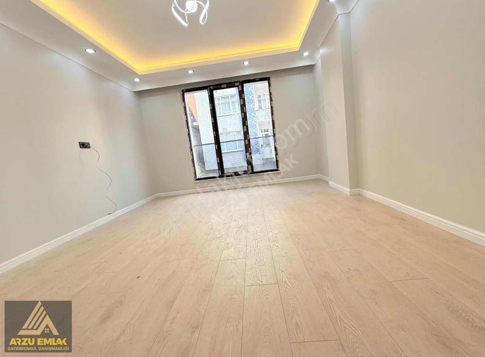 Arzu Emlaktan Yunusemre Mah Yerden Isıtmalı 2+1 Satılık Daire - Görsel 3