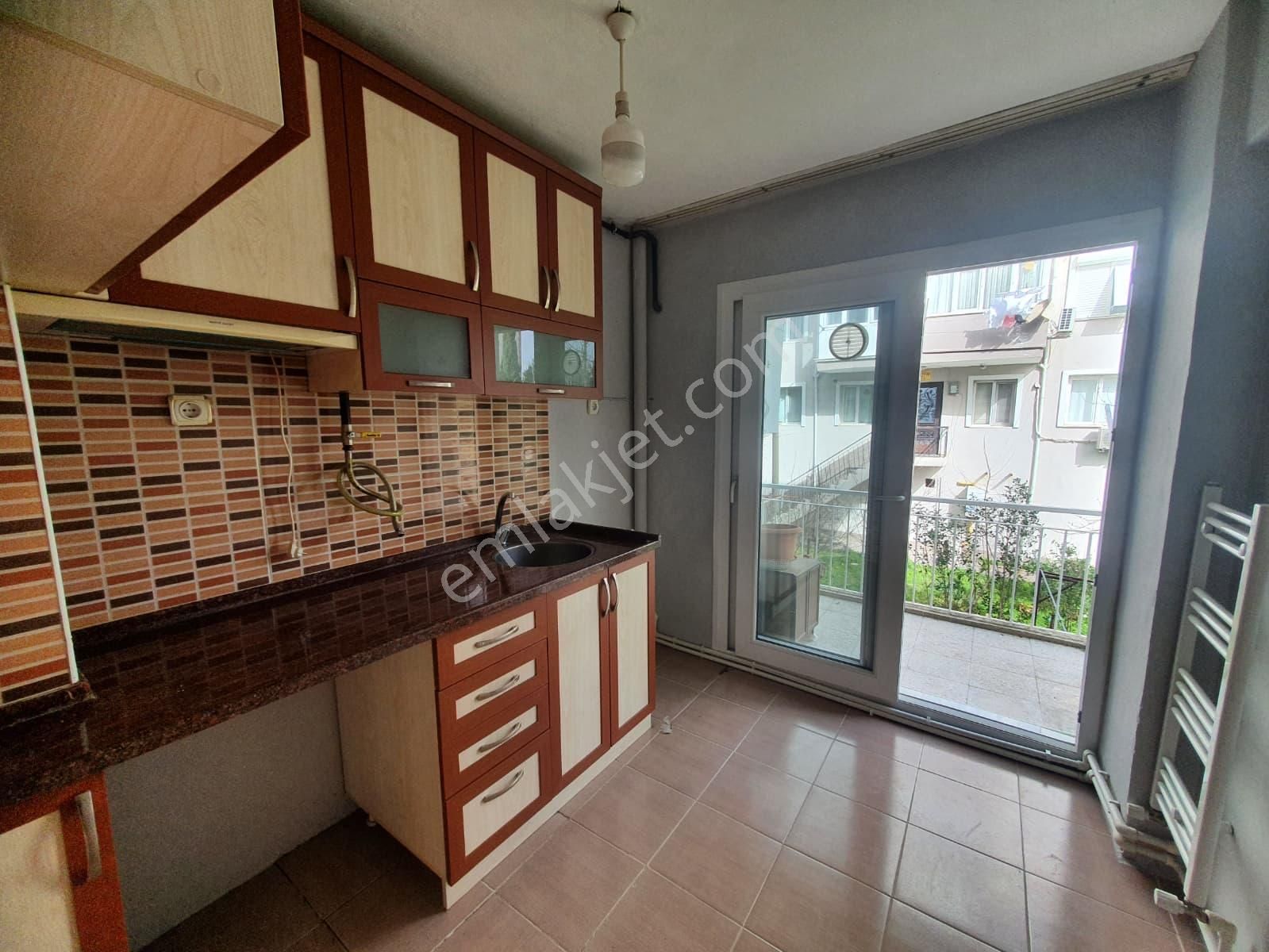 Menderes Turyap'tan Görece Göçmen Konutlarında 2+1 Kiralık Daire - Görsel 9