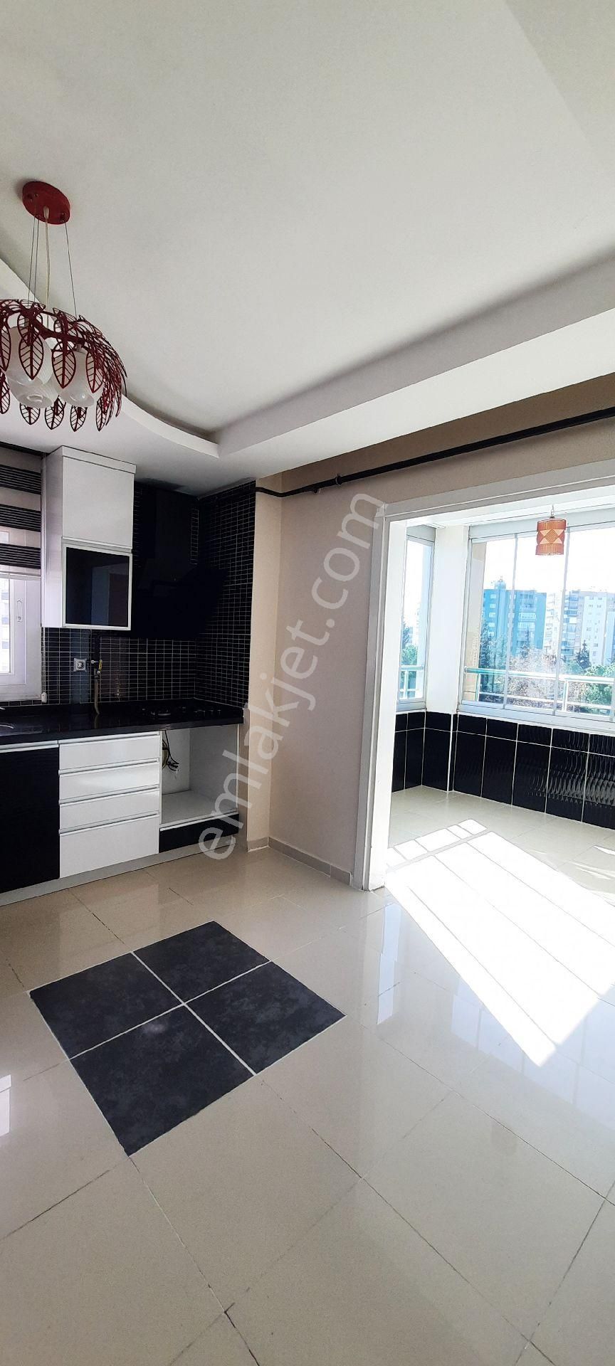 Kaçırılmaz Fırsat Beledıye Evlerı Mh. 3+1 K.mutfak Satılık Daire - Görsel 9