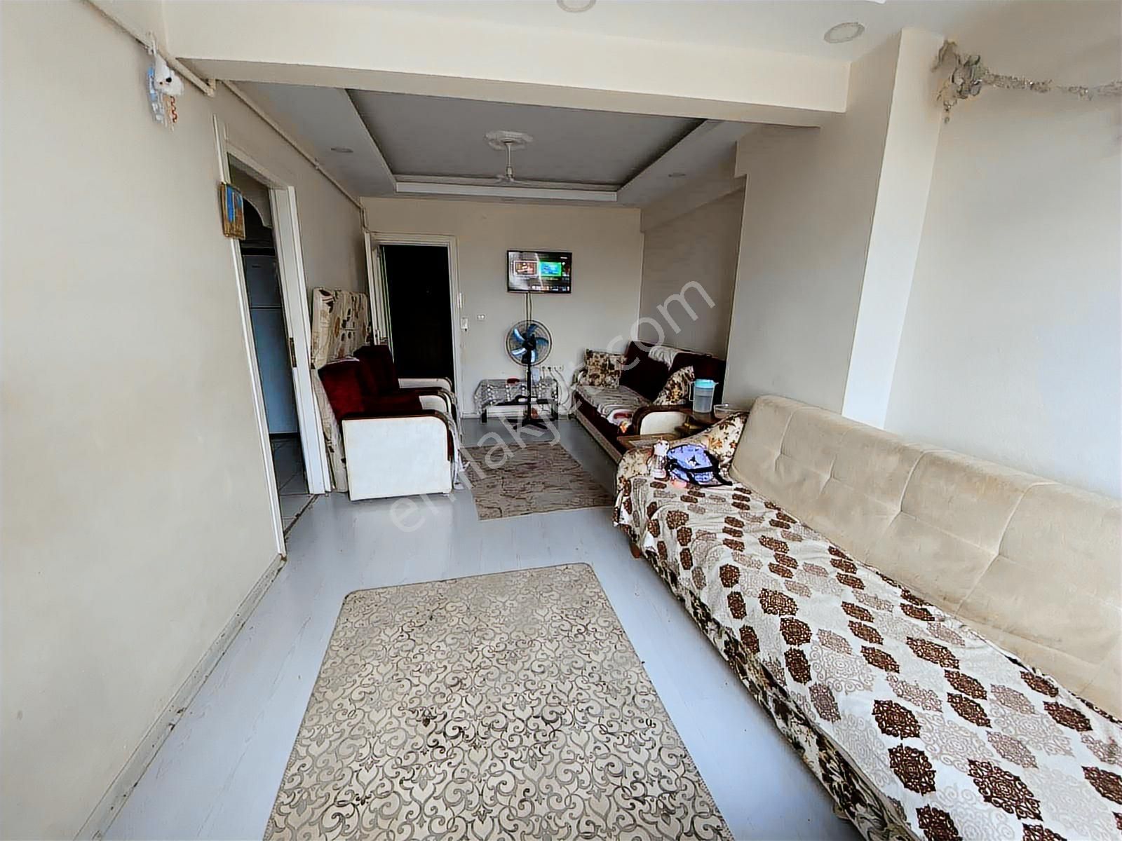 ╣goped╠ Çınarcık Sokakta Satılık 80m2 2+1 2.arakat Satılık Daire - Görsel 8