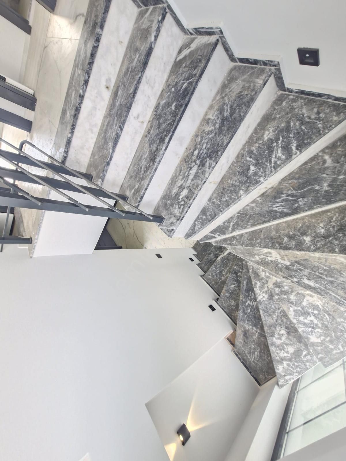 Gömeç Site İçerisinde Lüx 3+1 Villamız - Görsel 30