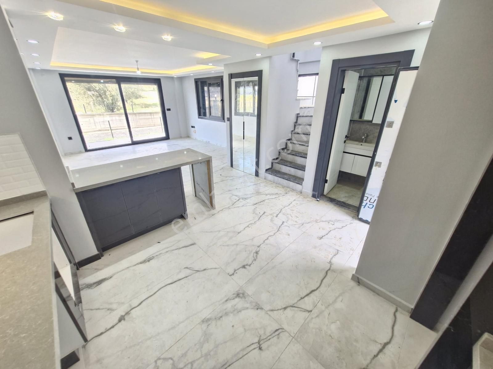 Gömeç Site İçerisinde Lüx 3+1 Villamız - Görsel 10