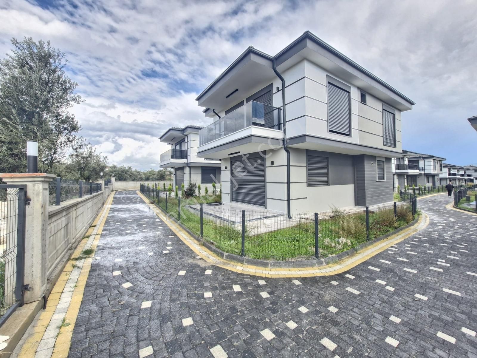 Gömeç Site İçerisinde Lüx 3+1 Villamız - Görsel 1