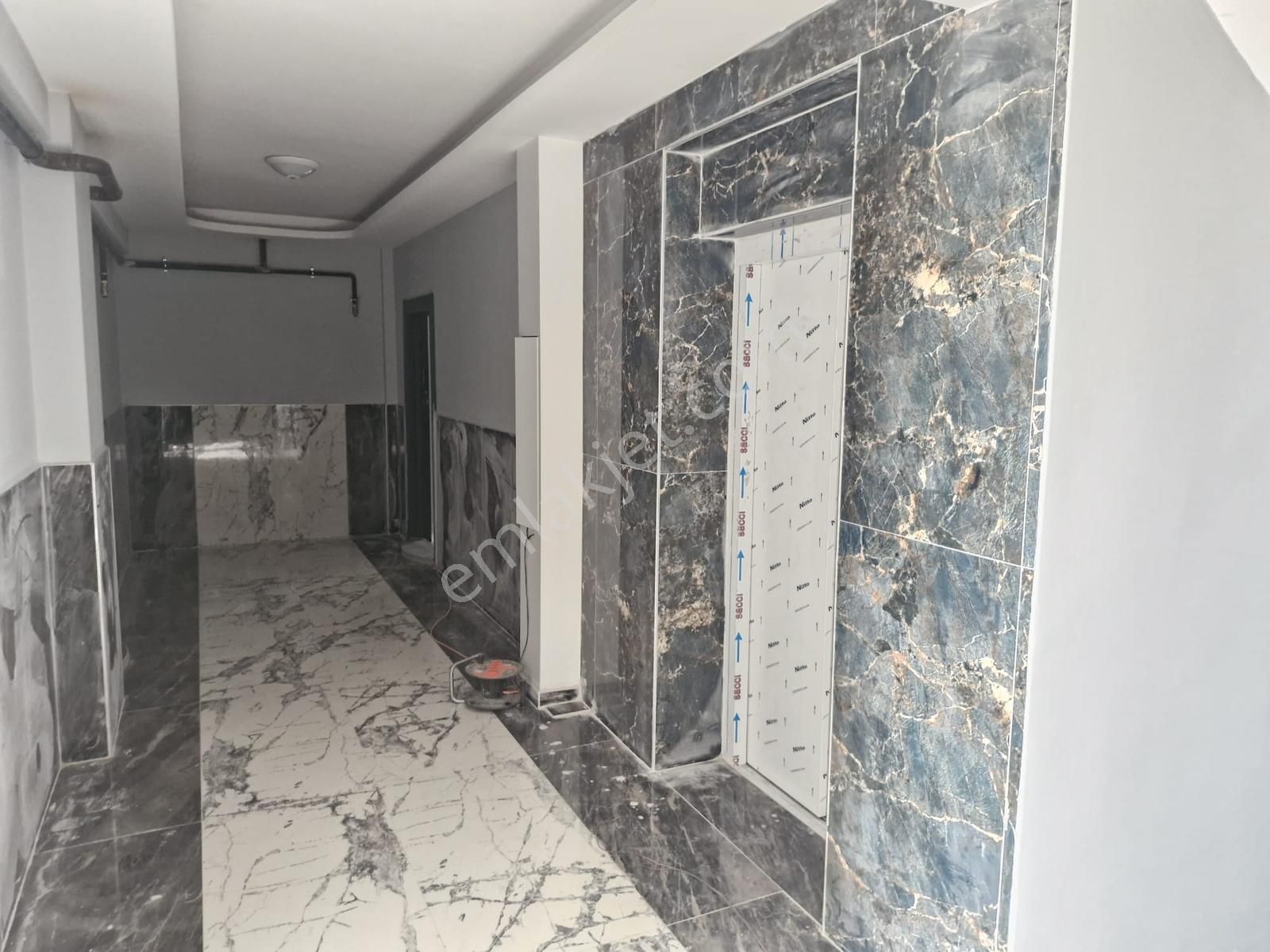 Huzur'dan Harika Konumda Satılık 2+1 Mükemmel Daire - Görsel 8