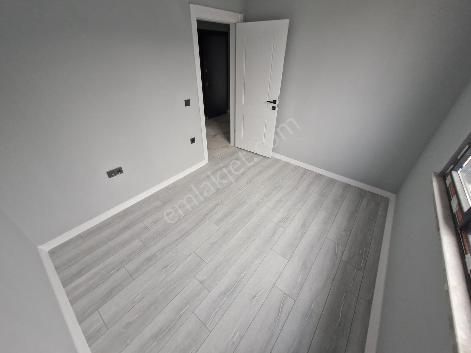 Huzur'dan Harika Konumda Satılık 2+1 Mükemmel Daire - Görsel 22