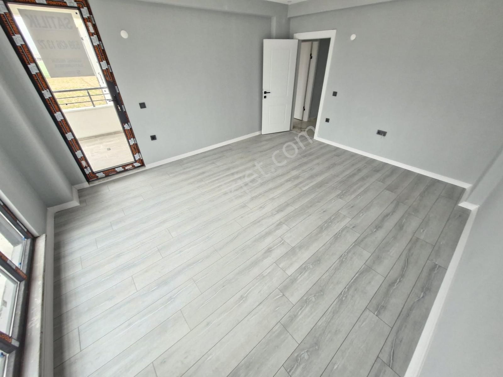Huzur'dan Harika Konumda Satılık 2+1 Mükemmel Daire - Görsel 18