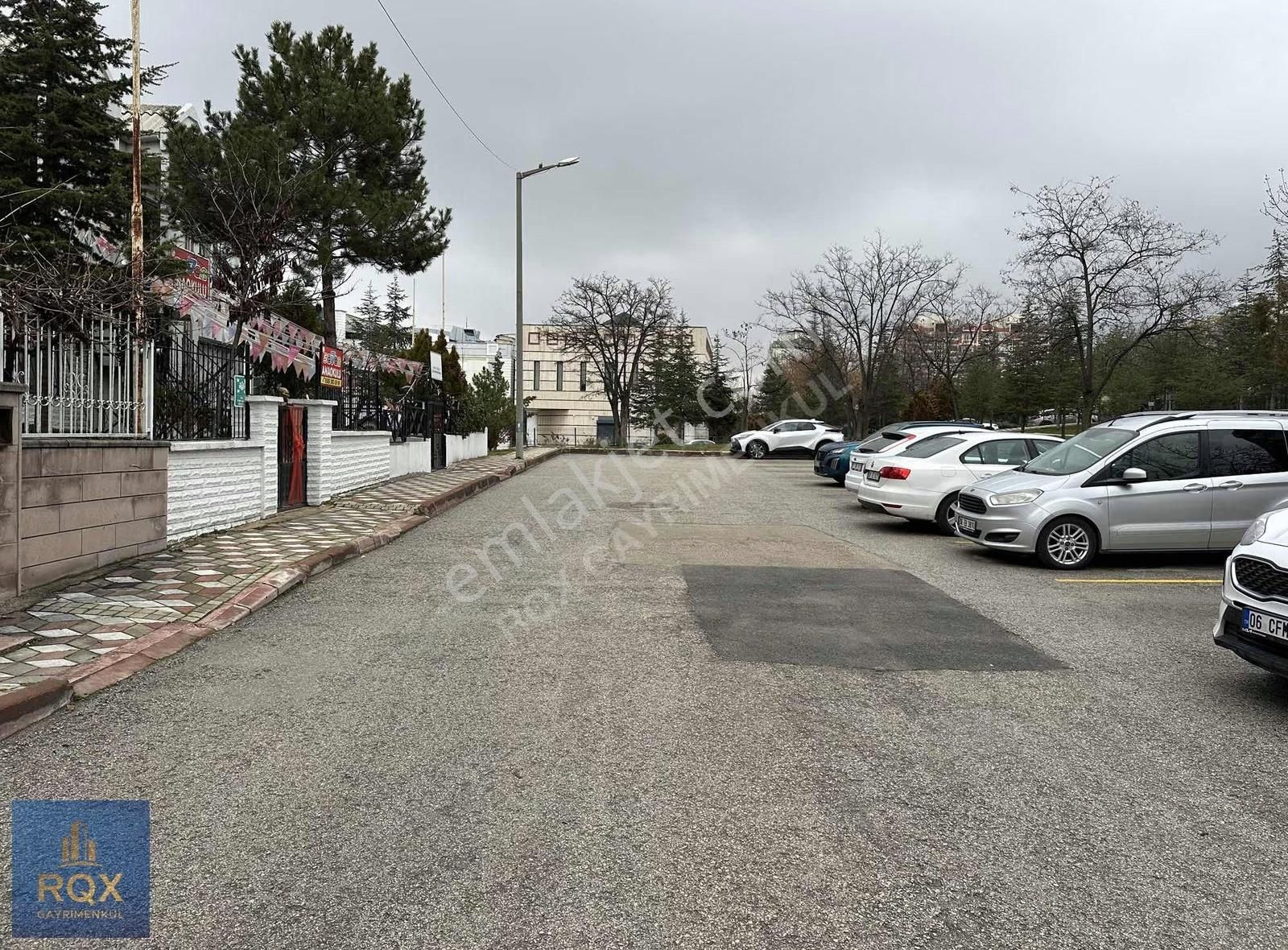 Elvankentte Banka Bloklarında Masrafsız Ara Kat 2+1 Fırsat Daire - Görsel 9