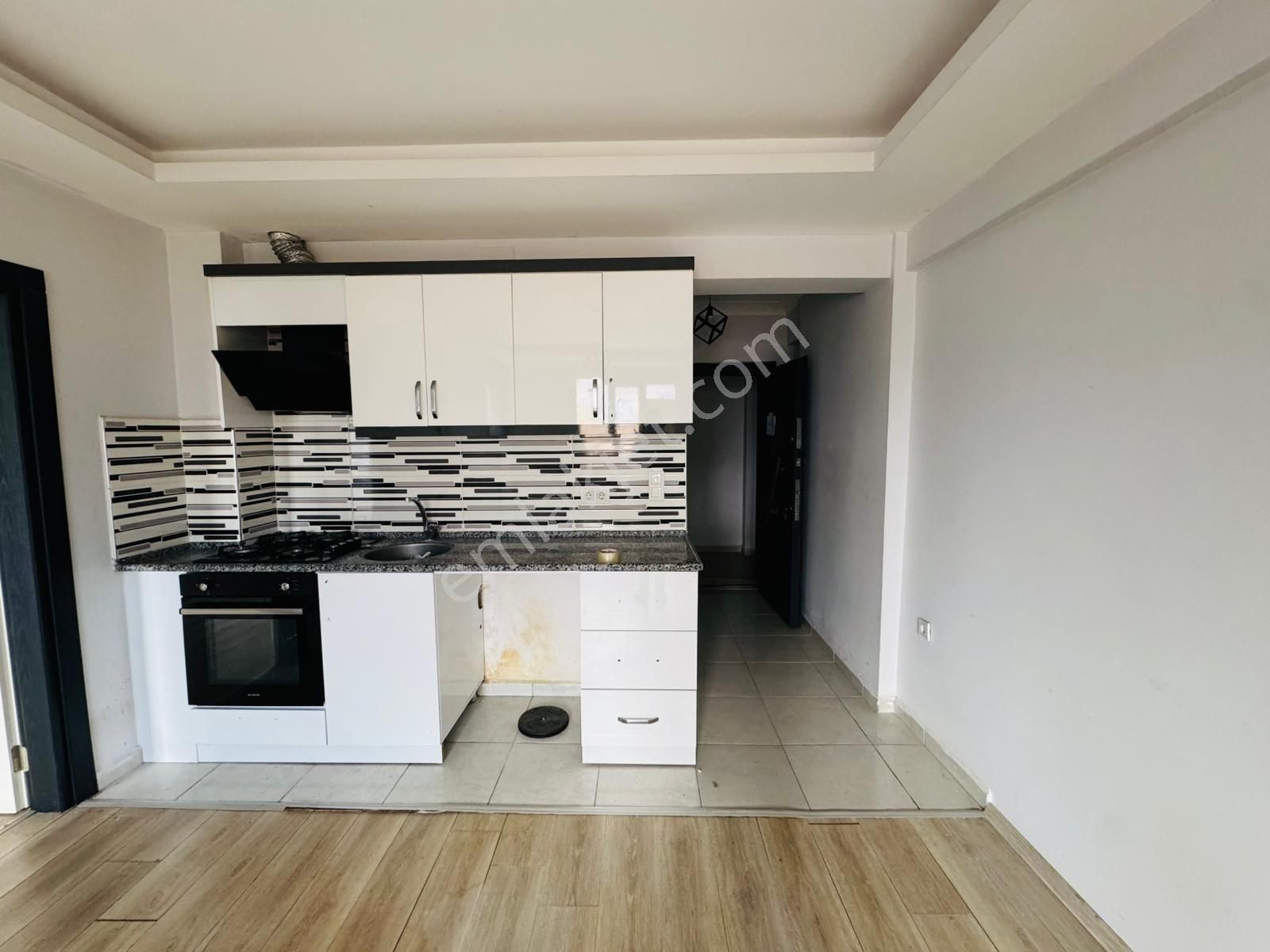 Merkezde Kiralık 1+1 Daire - Görsel 11