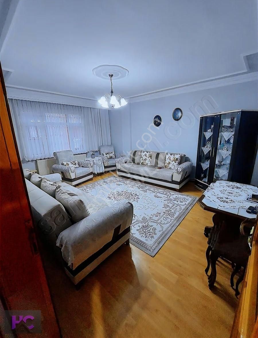 Karadeniz Mahallesi'nde Satılık 3+1 Daire 100m² | Hç Emlak - Görsel 14