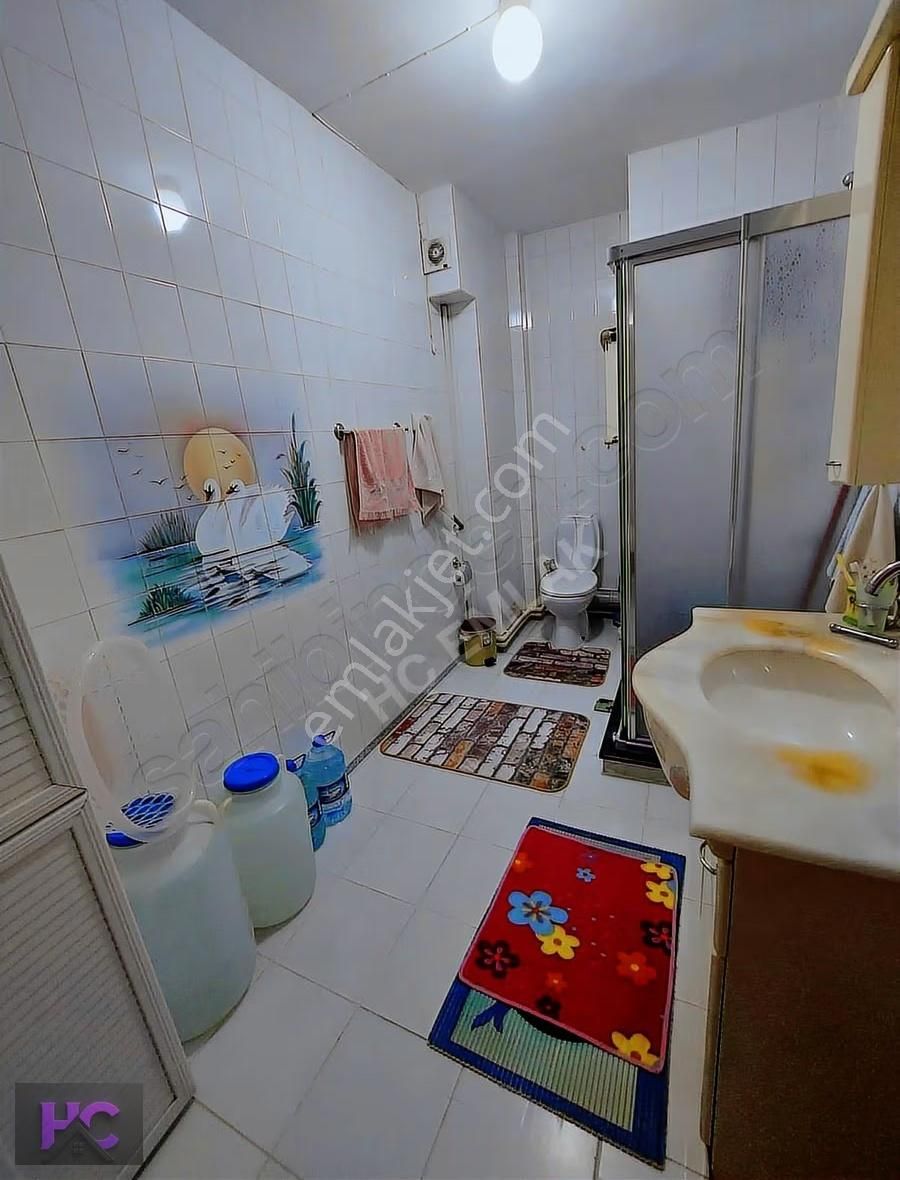 Karadeniz Mahallesi'nde Satılık 3+1 Daire 100m² | Hç Emlak - Görsel 11