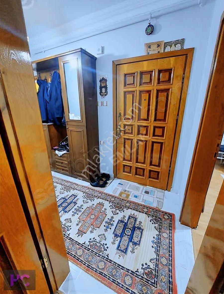 Karadeniz Mahallesi'nde Satılık 3+1 Daire 100m² | Hç Emlak - Görsel 5